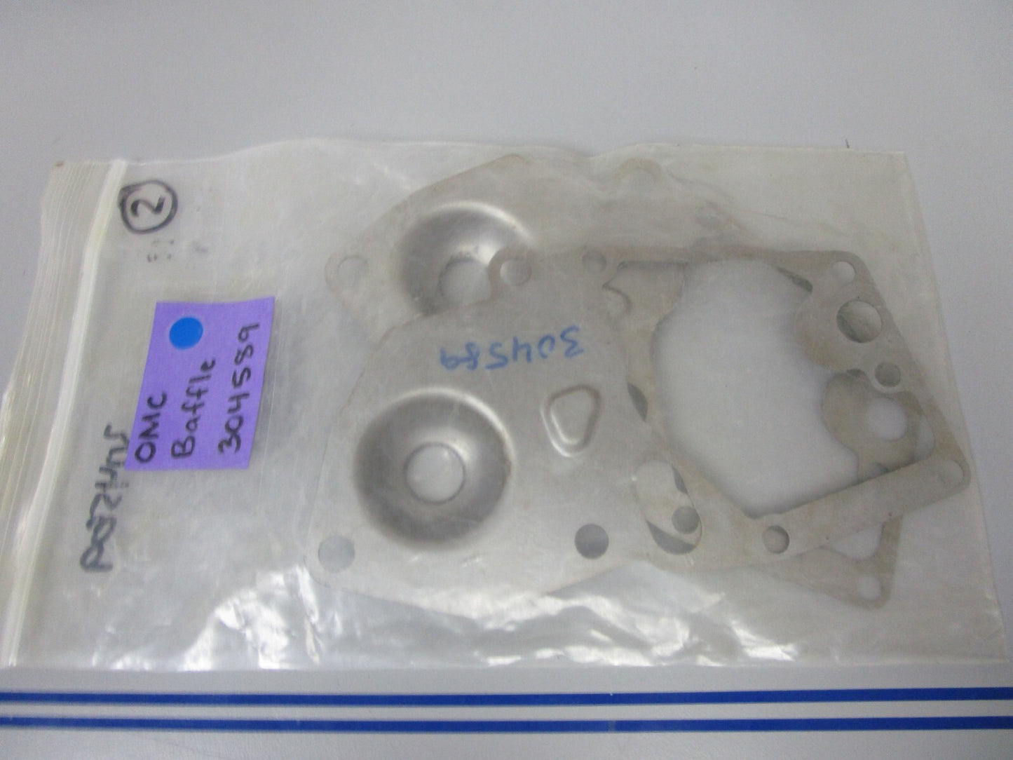 *NEW OEM* 0810 OMC Johnson Evinrude Baffle 304589 0304589