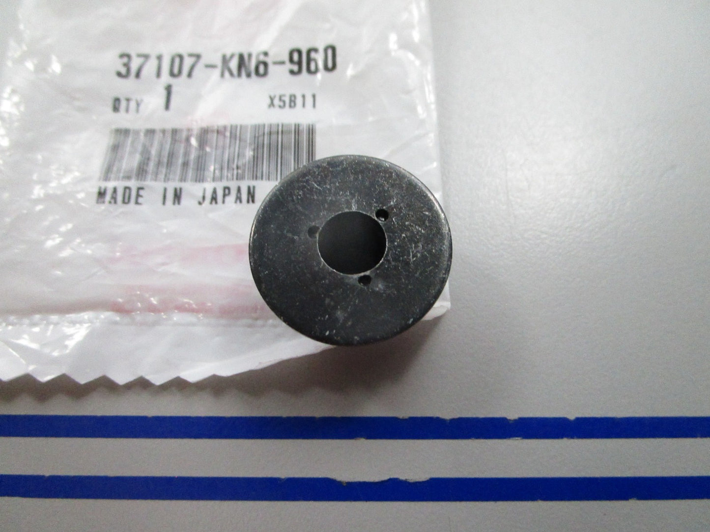NEW OEM 37107-KN6-960 Honda Collar 0810