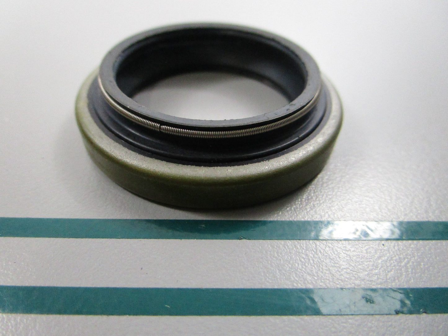 NEW OEM 3863090 Volvo Penta Oil Seal 0810