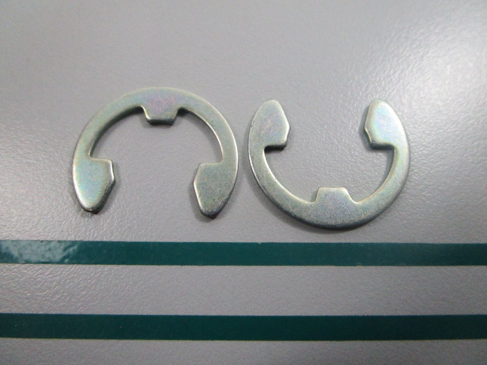 NEW OEM (LOT OF 2) 93430-12008-00 Yamaha Circlip 0810