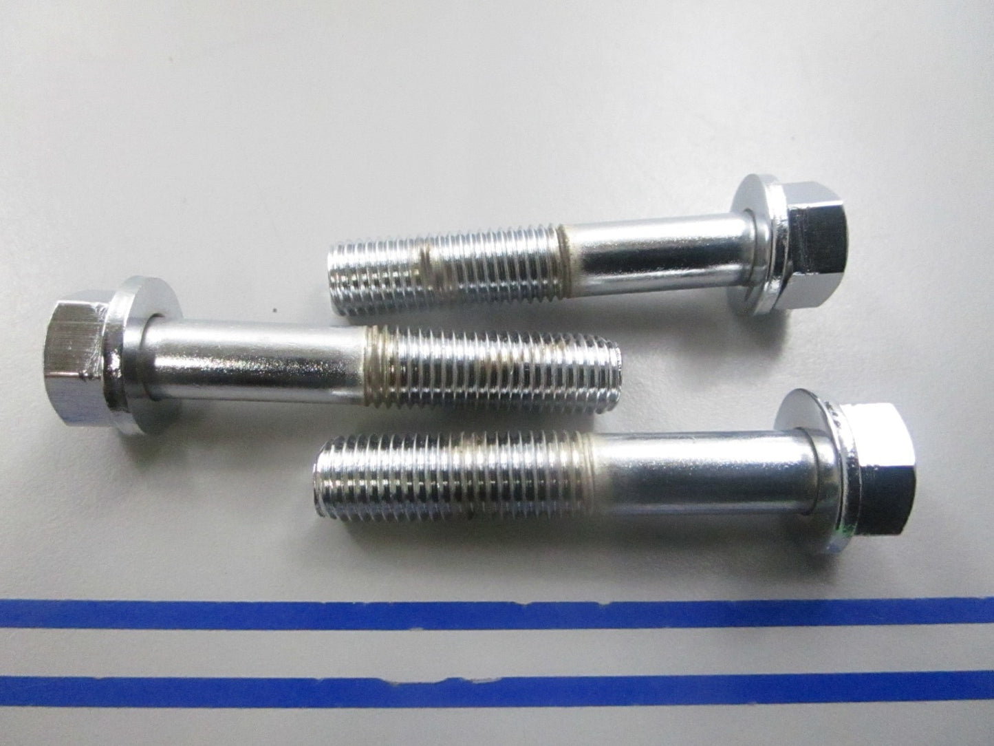 NEW OEM (LOT OF 3) 90119-10M07 Yamaha Bolt 0810