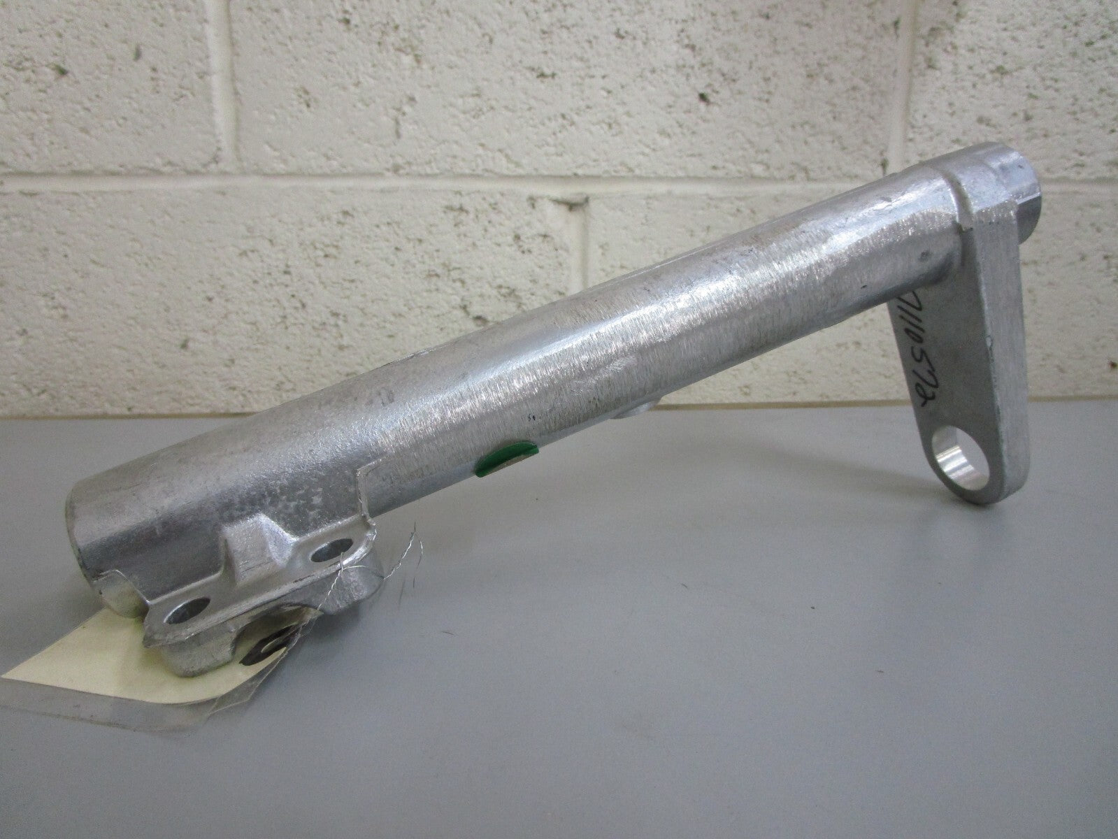 *NEW OEM* 0820 Bobcat Bellcrank 7110572