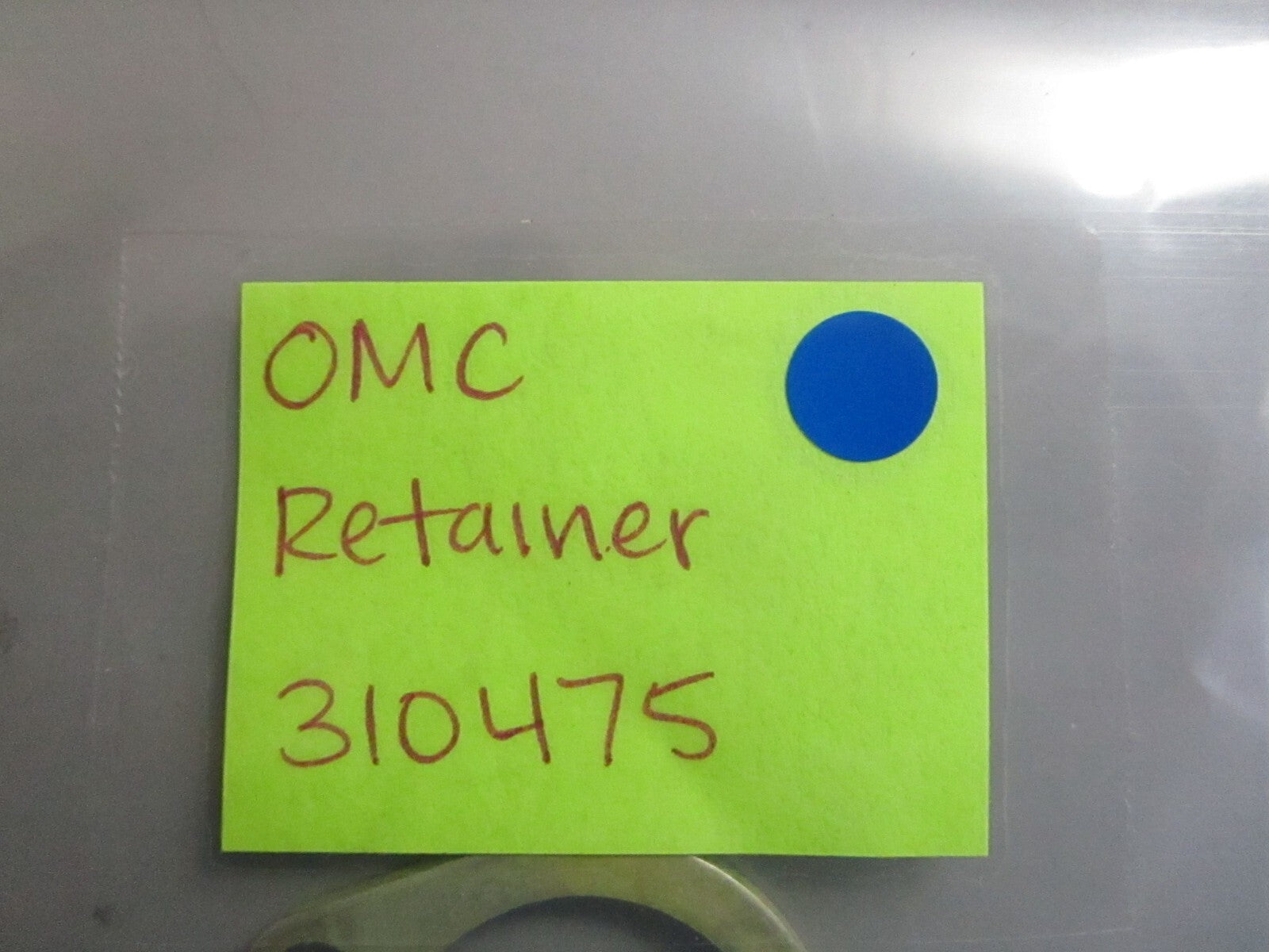 *NEW OEM* 0770 OMC Johnson Evinrude Retainer 310475 0310475