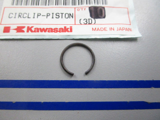 NEW OEM 92036-007 Kawasaki Piston Circlip 0810