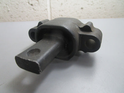 *NEW OEM* 0820 OMC Johnson Evinrude Lower Rubber Mount 388411 0388411