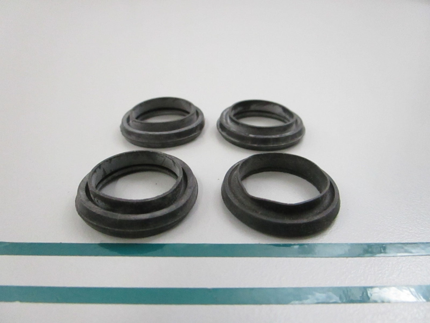 OMC Johnson Evinrude NEW OEM Thermostat Seal 310058 0310058 (LOT OF 4) 0810