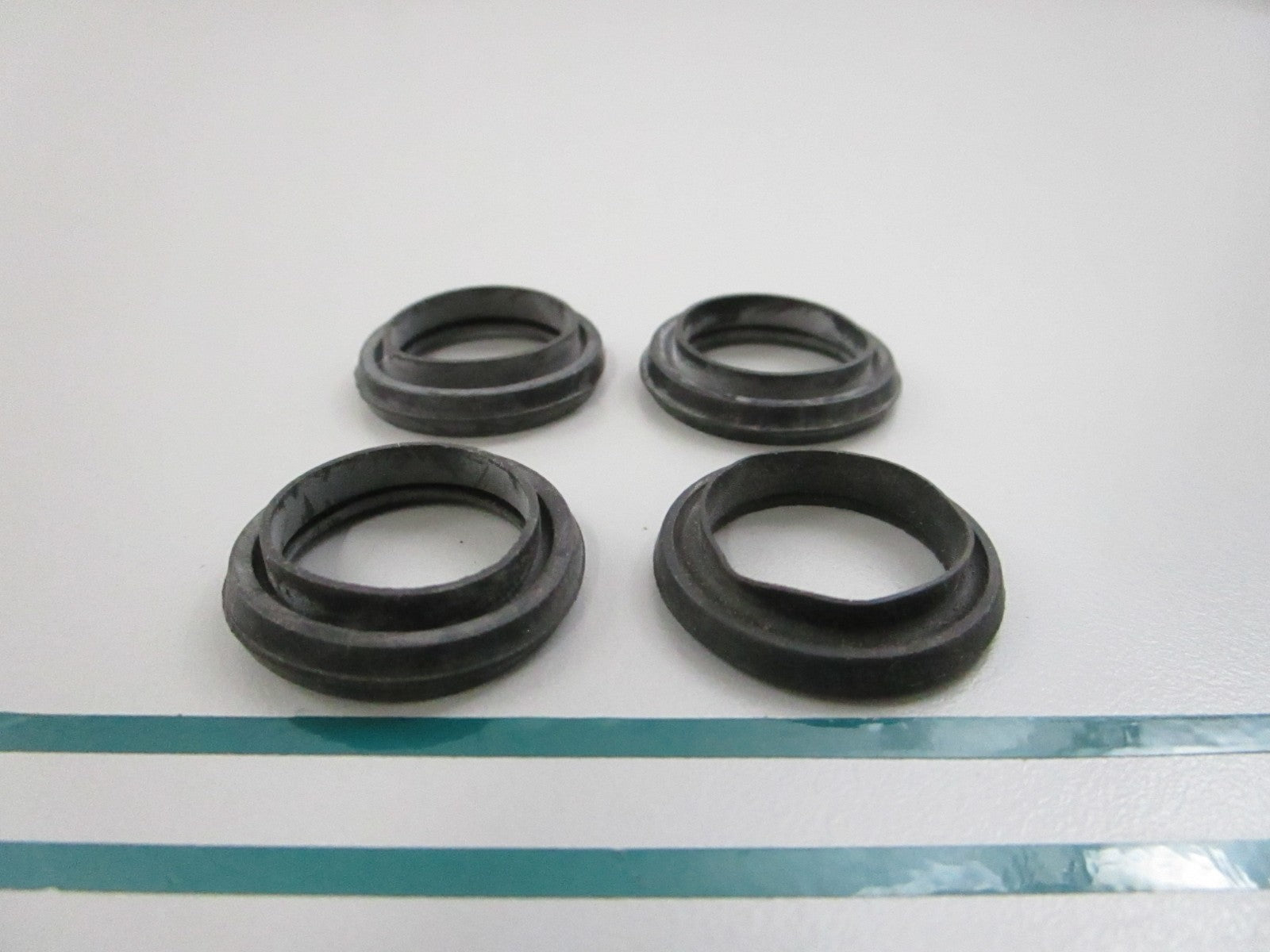 OMC Johnson Evinrude NEW OEM Thermostat Seal 310058 0310058 (LOT OF 4) 0810