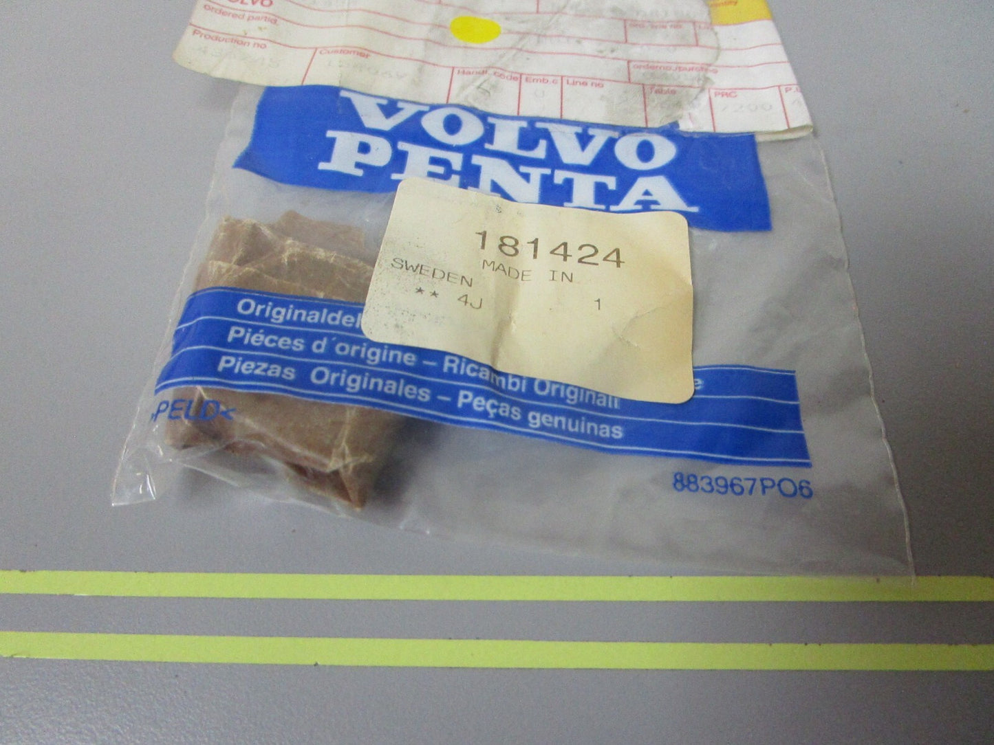 *NEW OEM* 0810 Volvo Penta Ball Bearing 181424