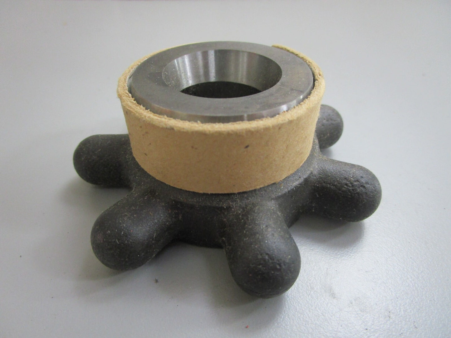 *NEW OEM* 0820 OMC Johnson Evinrude Ball Gear 908069 0908069