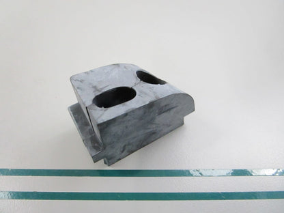 NEW OEM 6H4-42724-20-00 Yamaha Grommet 0810