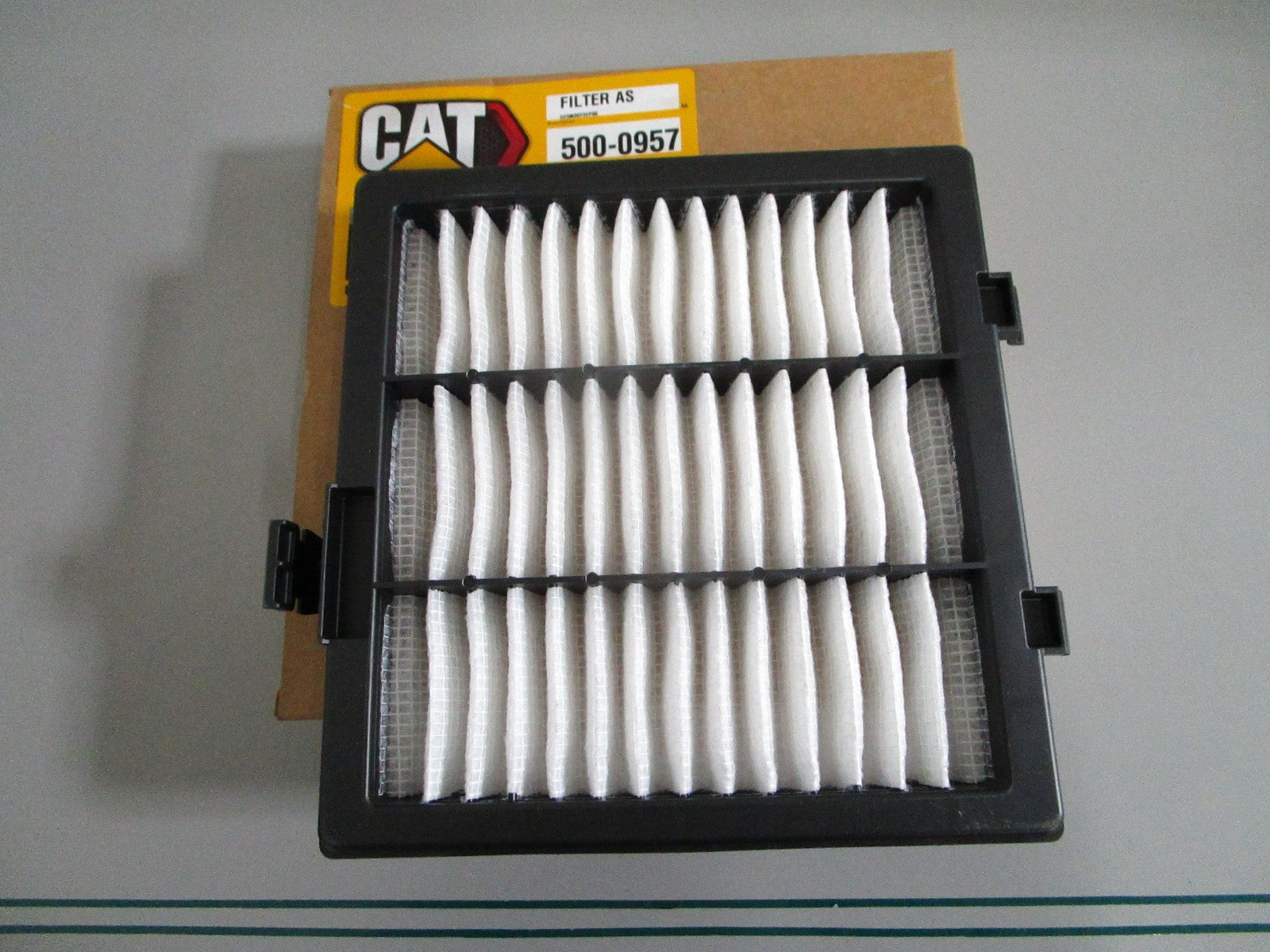 CAT NEW OEM Standard Cabin Air Filter 500-0957 Excavator 312 313 320 330 0820
