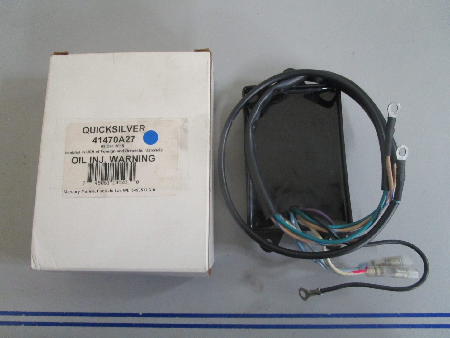 *NEW OEM* 0820 Mercury Quicksilver Oil Injection Warning 41470A27