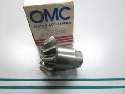 NEW OEM 317336 0317336 OMC Johnson Evinrude 12T Pinion 0810