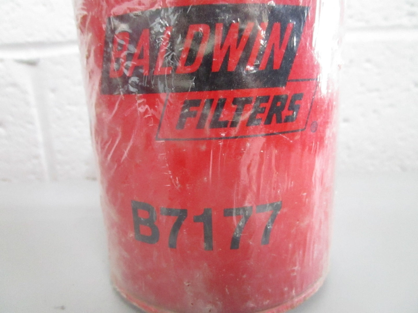 NEW OEM (LOT OF 2) B7177 Baldwin Oil Filter 0820
