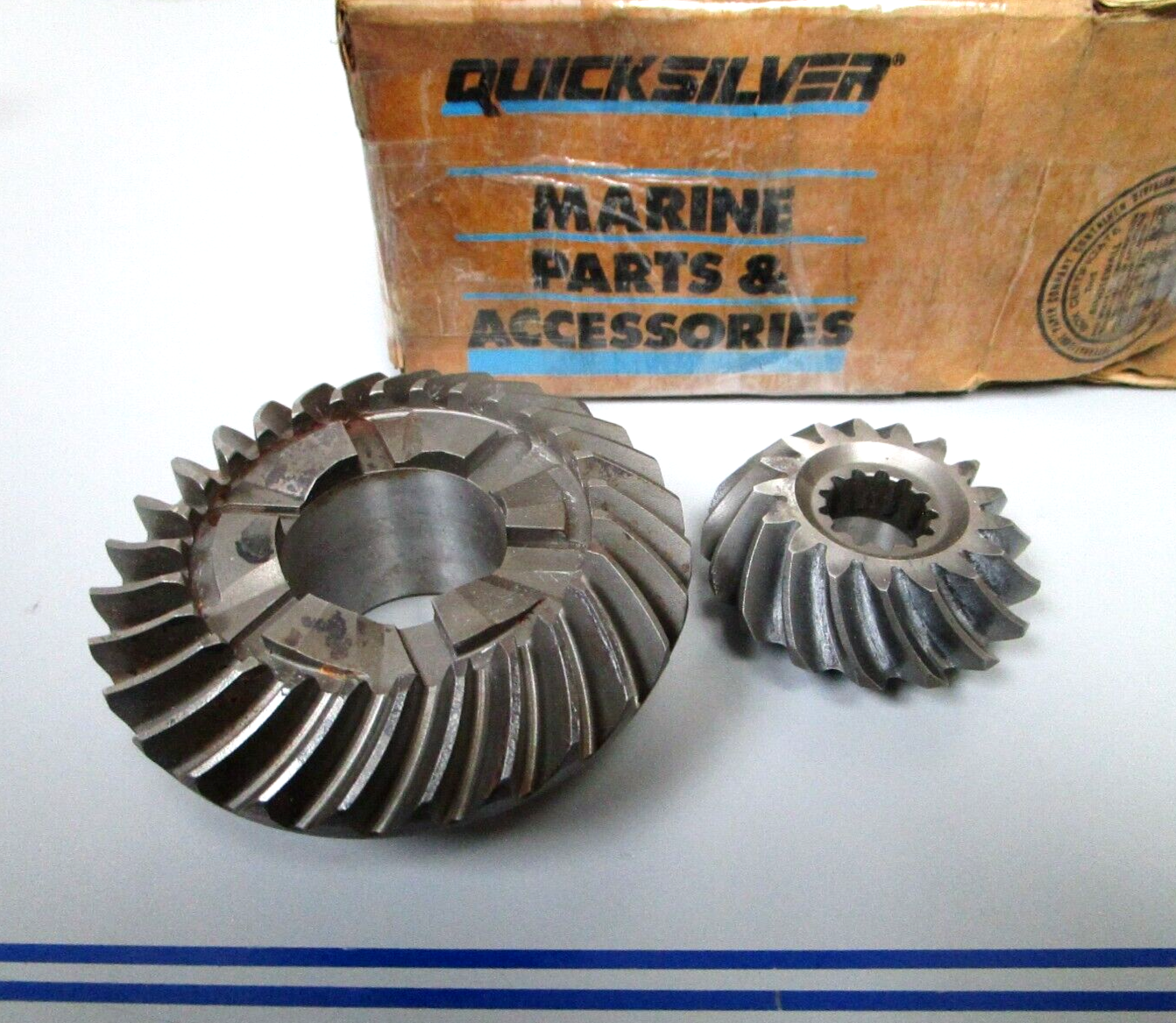 *NEW OEM* 0720 Mercury Quicksilver Forward & Pinion Gear Set 43-812975A5