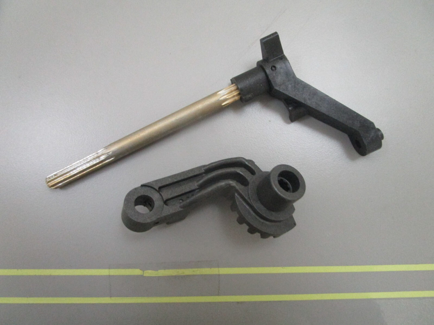 *NEW OEM* 0810 Mercury Quicksilver Shaft Assembly 63697A1