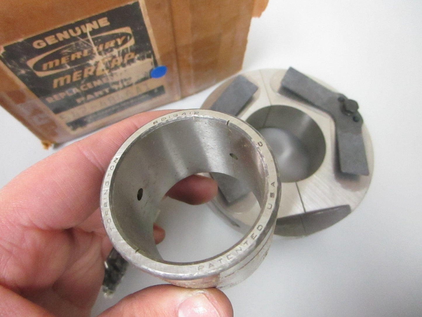 NEW OEM 4846A1 Mercury Quicksilver 65hp Main Bearing Reed Cage 0720