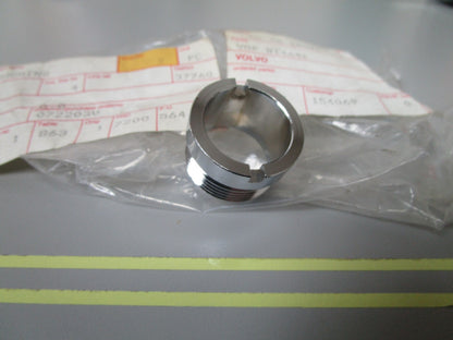 *NEW OEM* 0810 Volvo Penta Bushing 814641