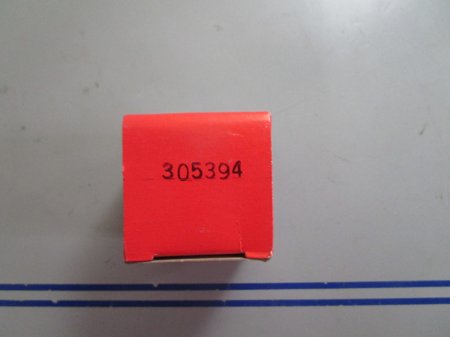 *NEW OEM* 0810 OMC Johnson Evinrude Propeller Nut 305394 0305394