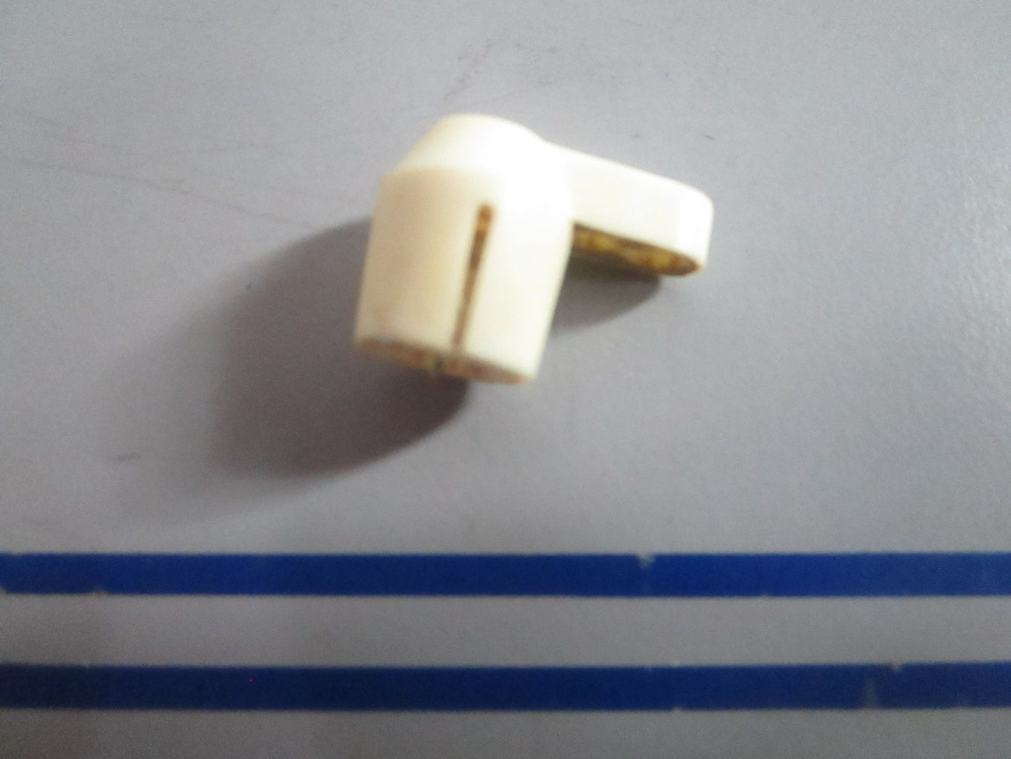 NEW OEM 309706 0309706 OMC Johnson Evinrude Cam Arm 0820