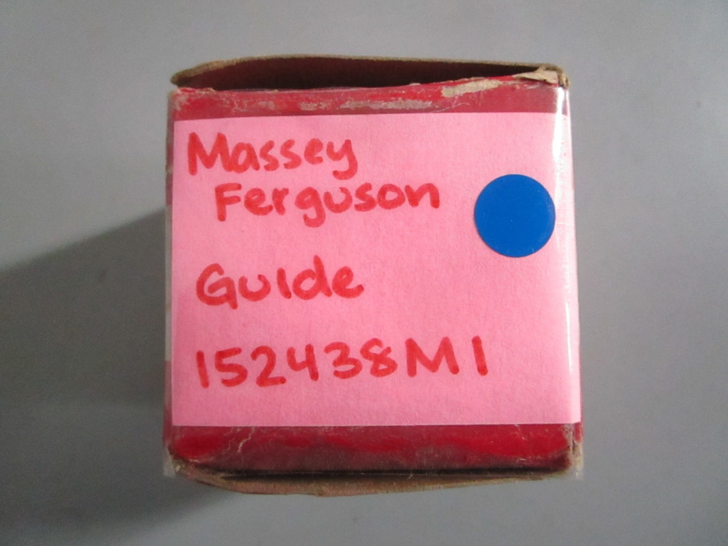 NEW OEM 152438M1 Massey Ferguson Guide 0820