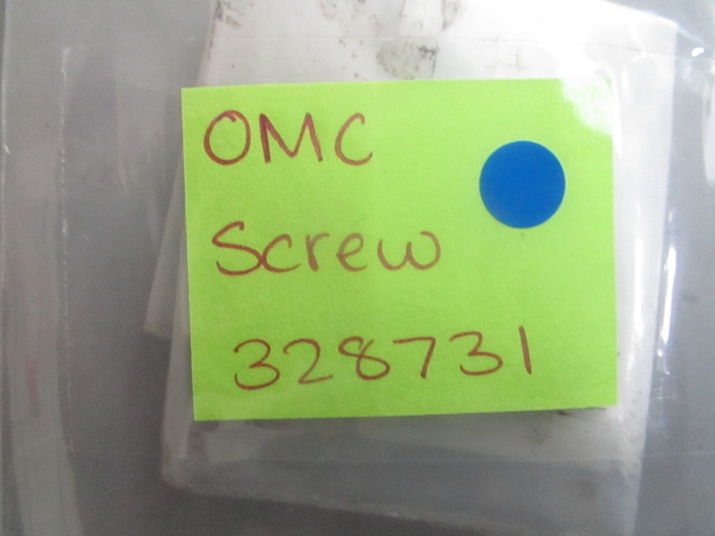 *NEW OEM* 0810 OMC Johnson Evinrude Screw 328731 0328731