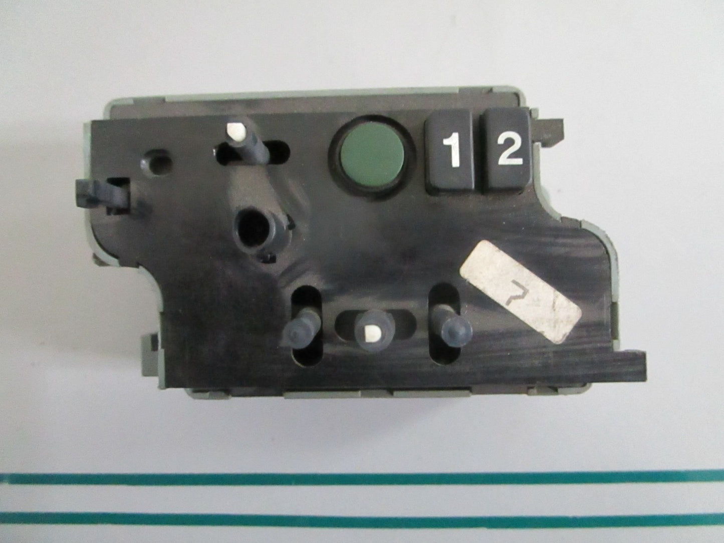 NEW OEM 0038202810 Mercedes-Benz Power Seat Control Module 0820