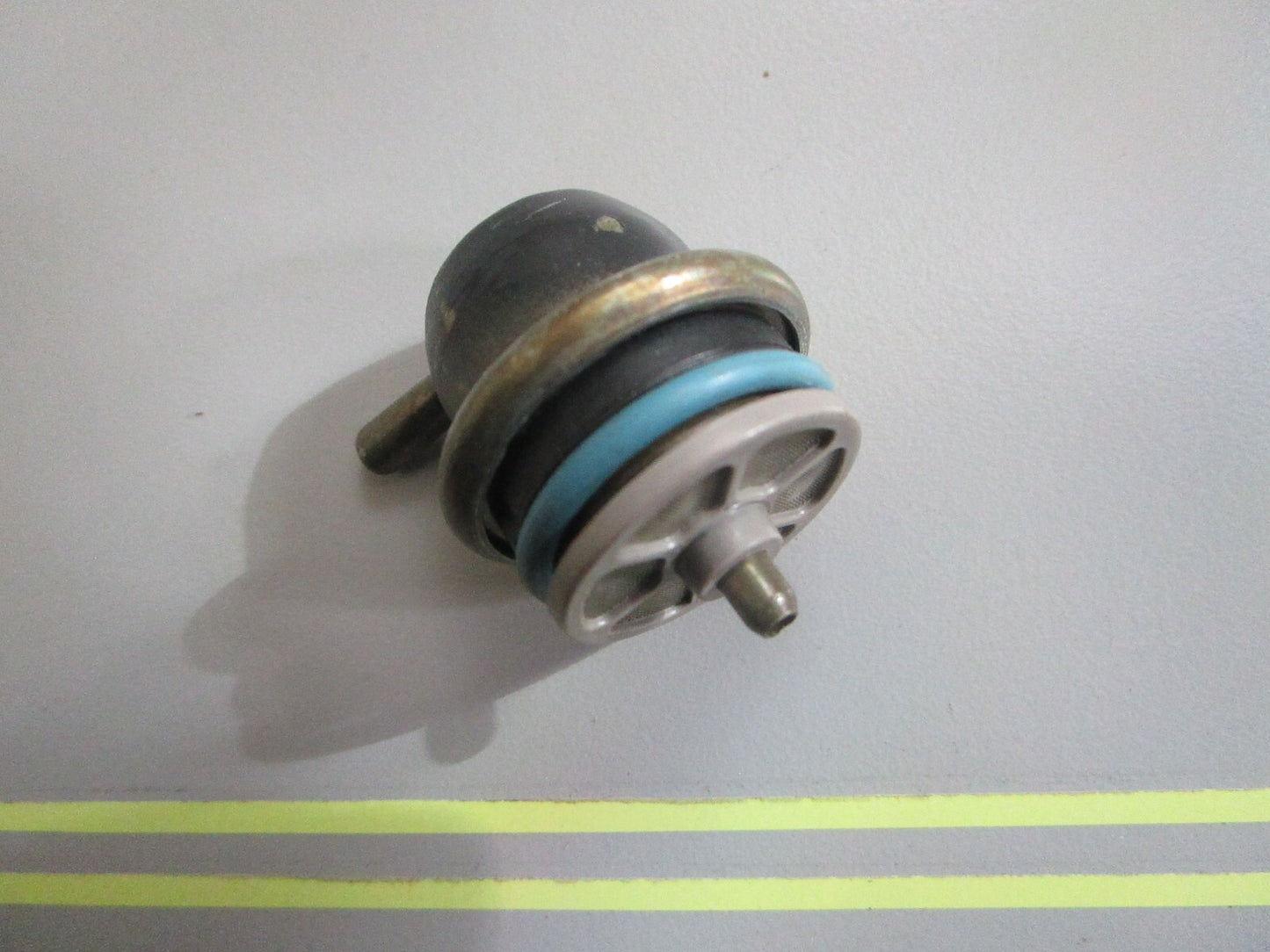 *NEW OEM* 0820 Volvo Penta Pressure Regulator 3861279 23806259