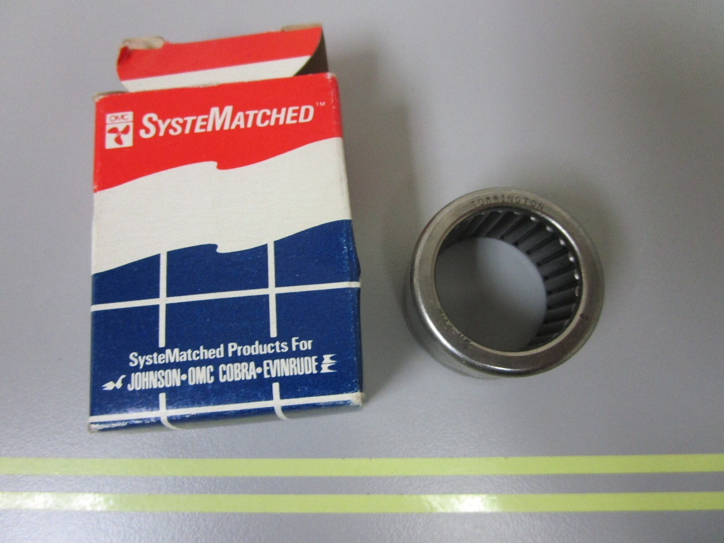 *NEW OEM* 0810 OMC Johnson Evinrude Pinion Bearing 376856 0376856