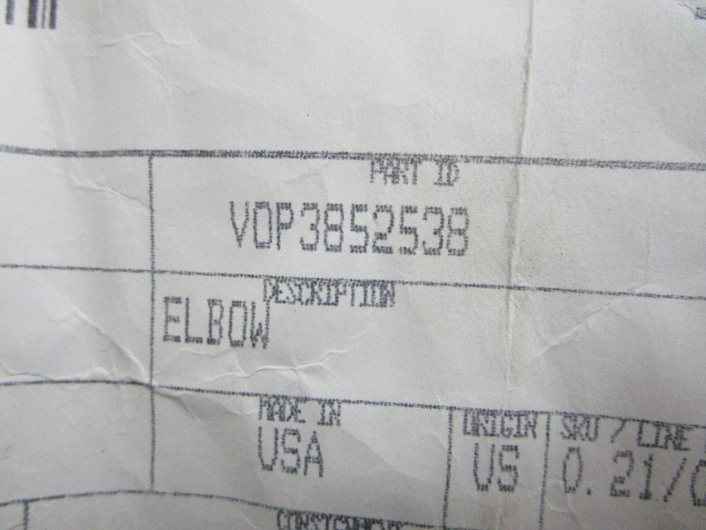 *NEW OEM* 0820 Volvo Penta Elbow Fitting 3852538