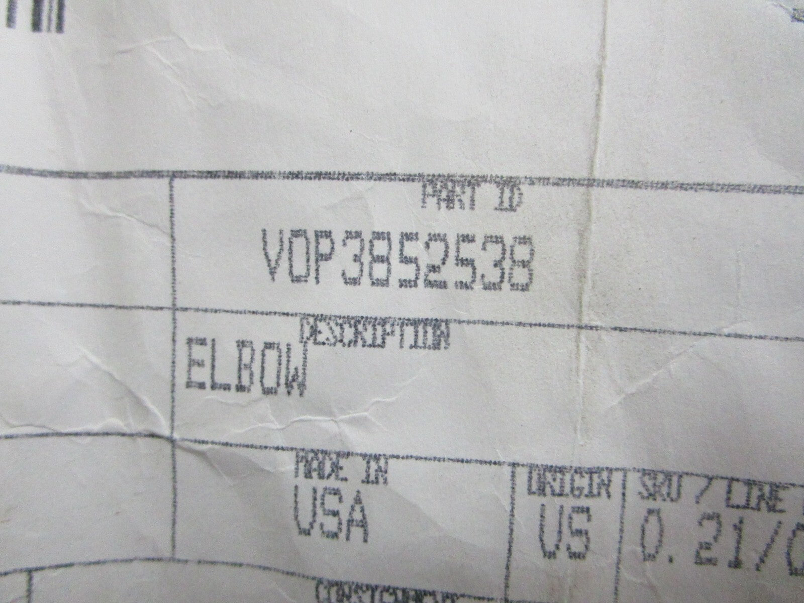 *NEW OEM* 0820 Volvo Penta Elbow Fitting 3852538