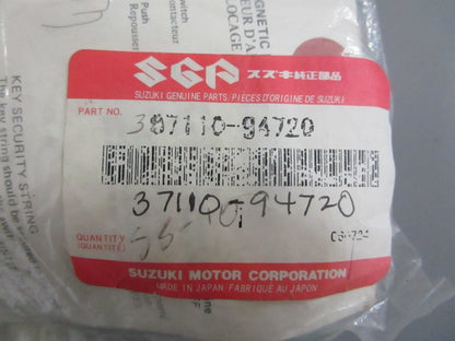 NEW OEM 37110-94720 Suzuki Ignition Switch Assy 0820