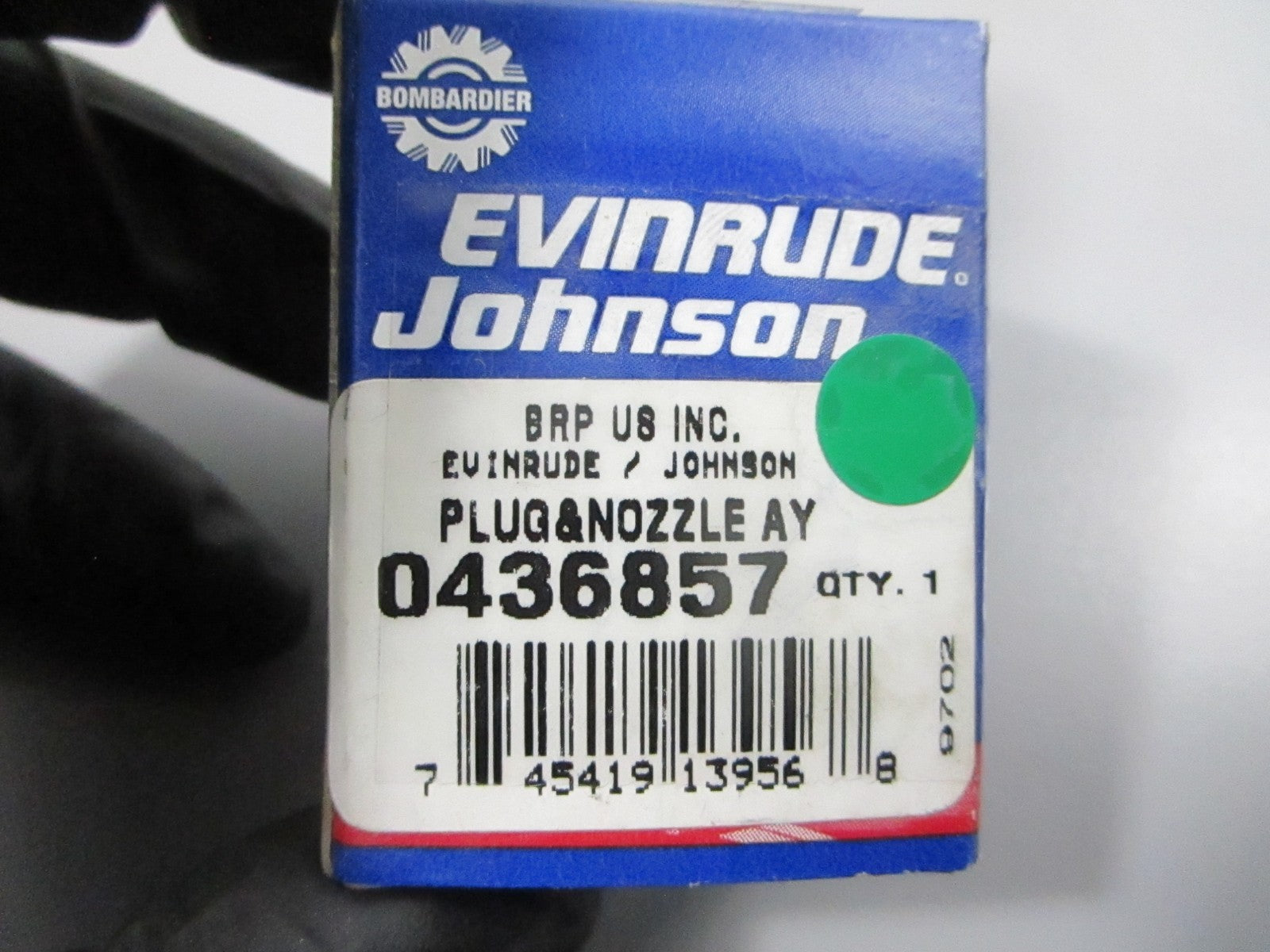 NEW OEM 436857 0436857 OMC Johnson Evinrude Plug & Nozzle Assembly 0810