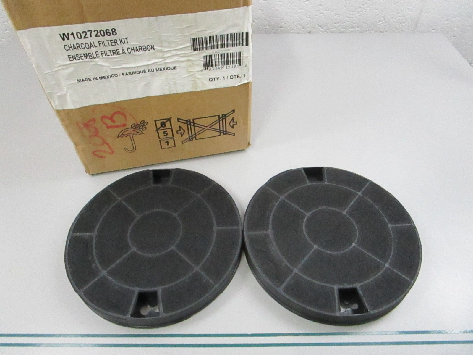 NEW OEM W10272068 Whirlpool Range Hood Filter Kit 0810