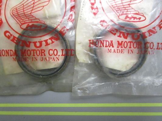 *NEW OEM* (LOT OF 2) 0810 Honda Dust Seal 91210-286-003