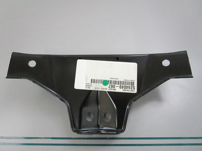 NEW OEM 5244049-067 Polaris Radius Rod Support Bracket 0810
