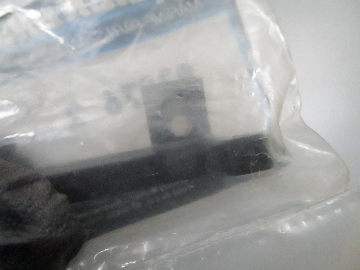 *NEW OEM* 0810 Mercury Quicksilver Lock Lever 93876 2