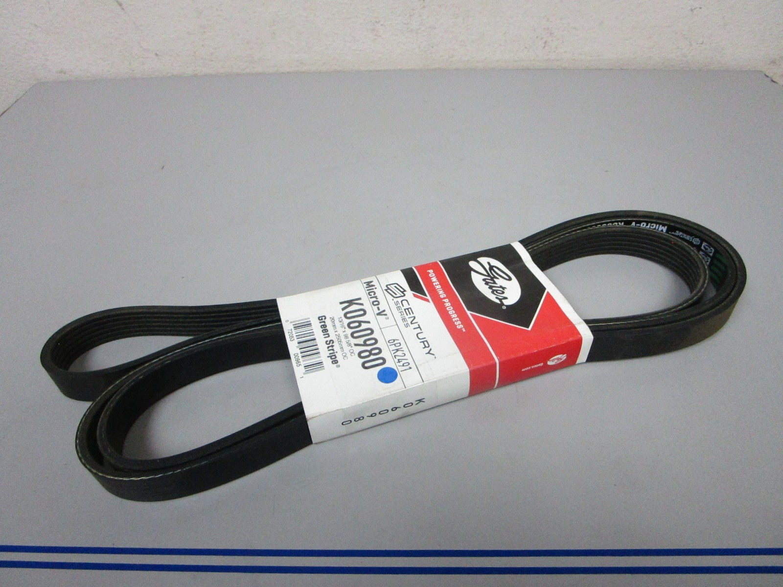 NEW K060980 Gates Micro-V Green Stripe 13/16" x 98 ⅝" Serpentine Belt 0720