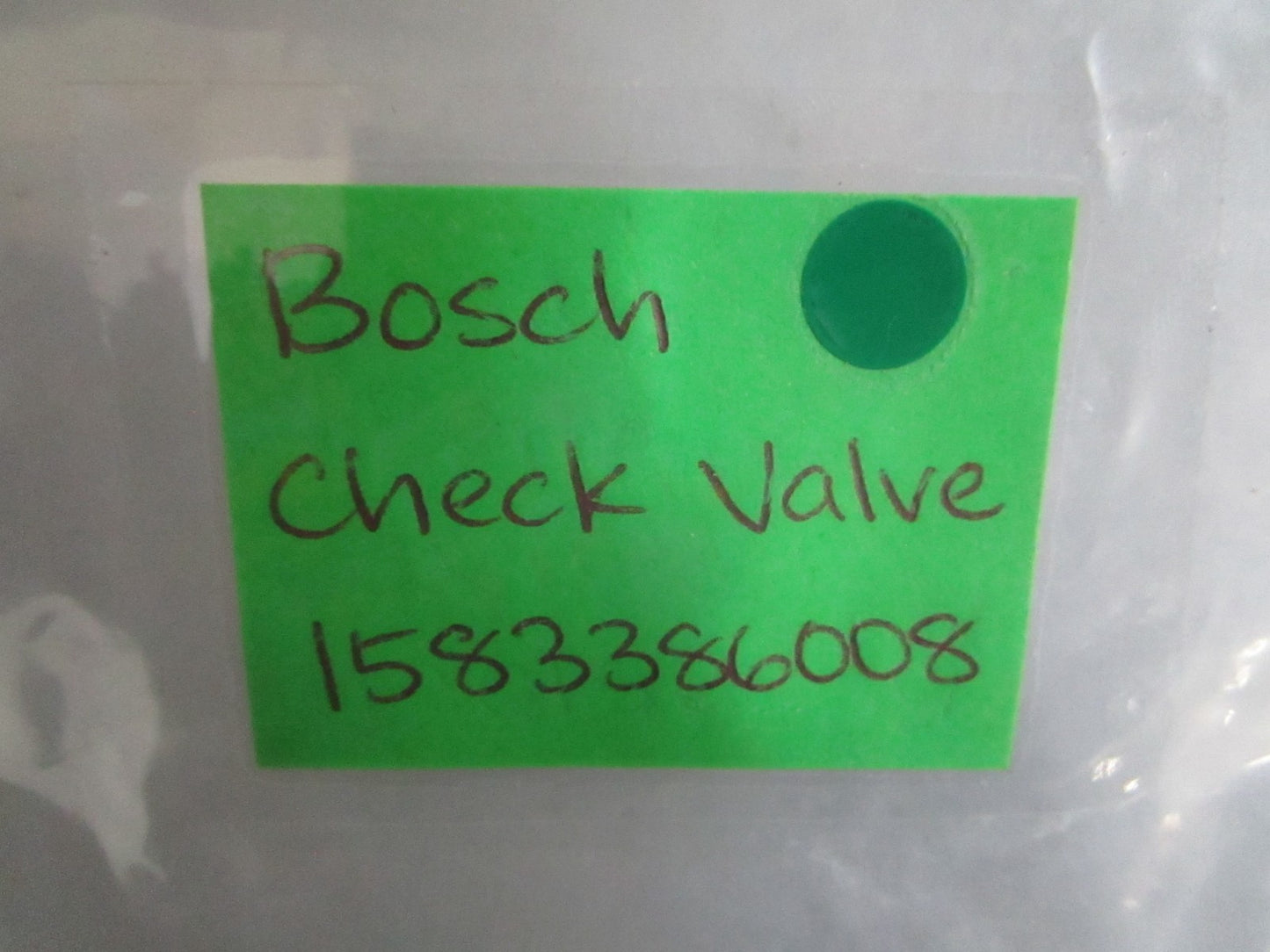 NEW OEM 1583386008 Bosch Check Valve 0820