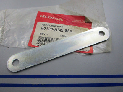 NEW OEM 80128-HM8-850 Honda Splash Guard Holder 0810