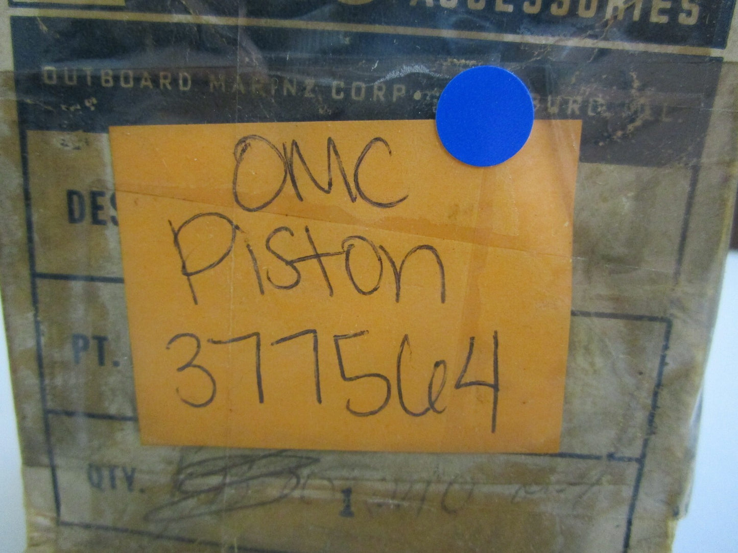*NEW OEM* 0820 OMC Johnson Evinrude Piston 377564 0377564