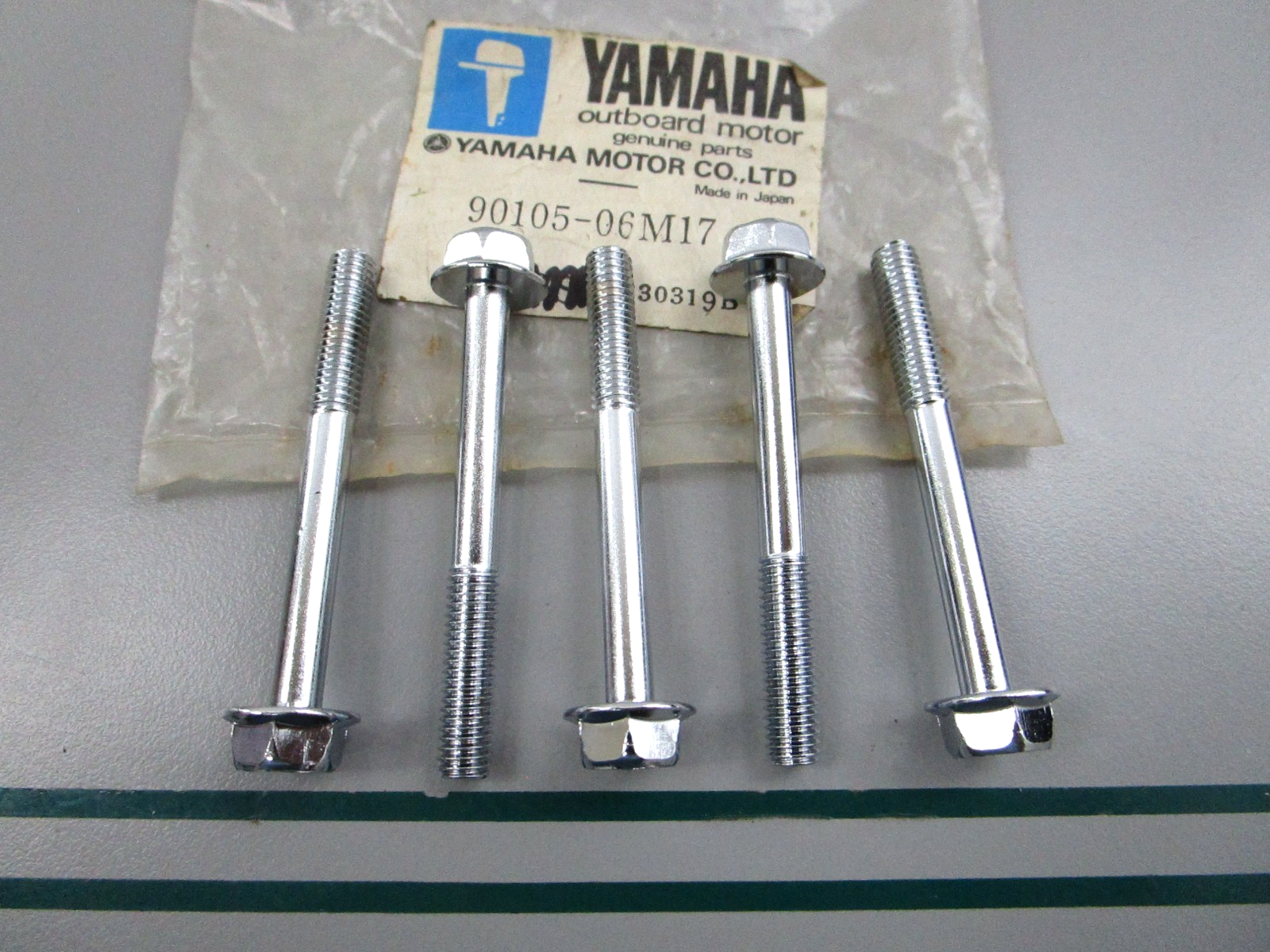 NEW OEM (LOT OF 5) 90105-06M17-00 Yamaha Flange Bolt 0810