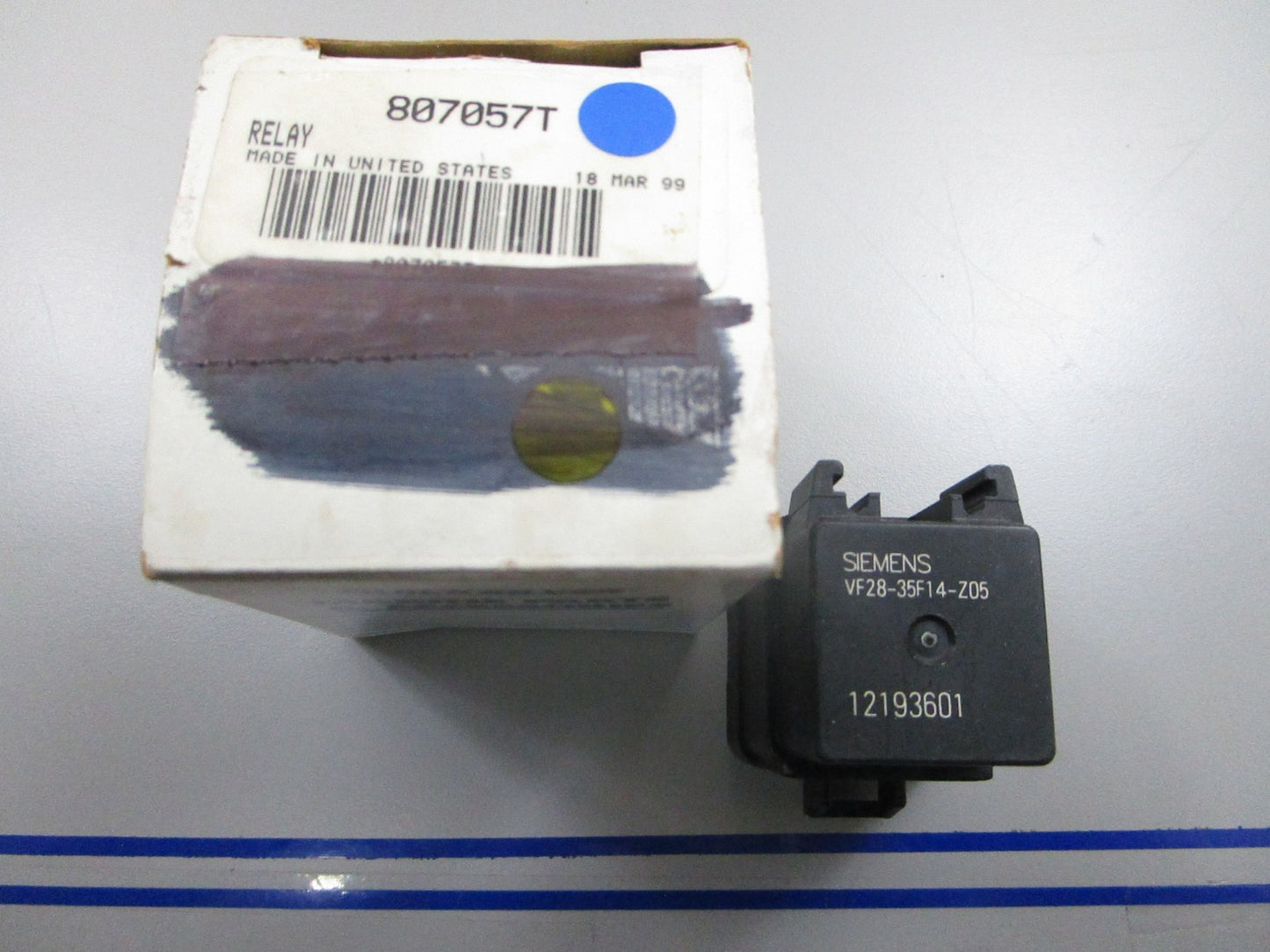 *NEW OEM* 0810 Mercury Quicksilver Relay 807057T