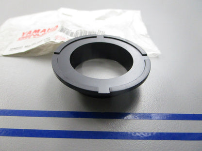 NEW OEM 2GU-25855-00-00 Yamaha Diaphragm Bushing 0810