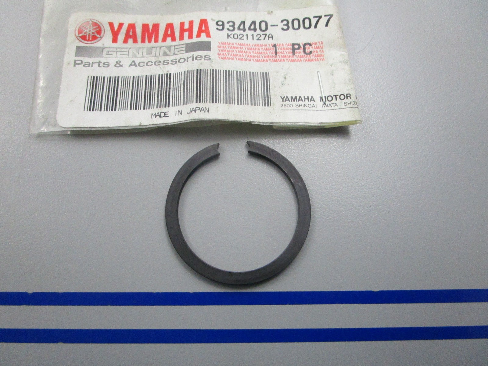 NEW OEM 93440-30077-00 Yamaha Circlip 0810