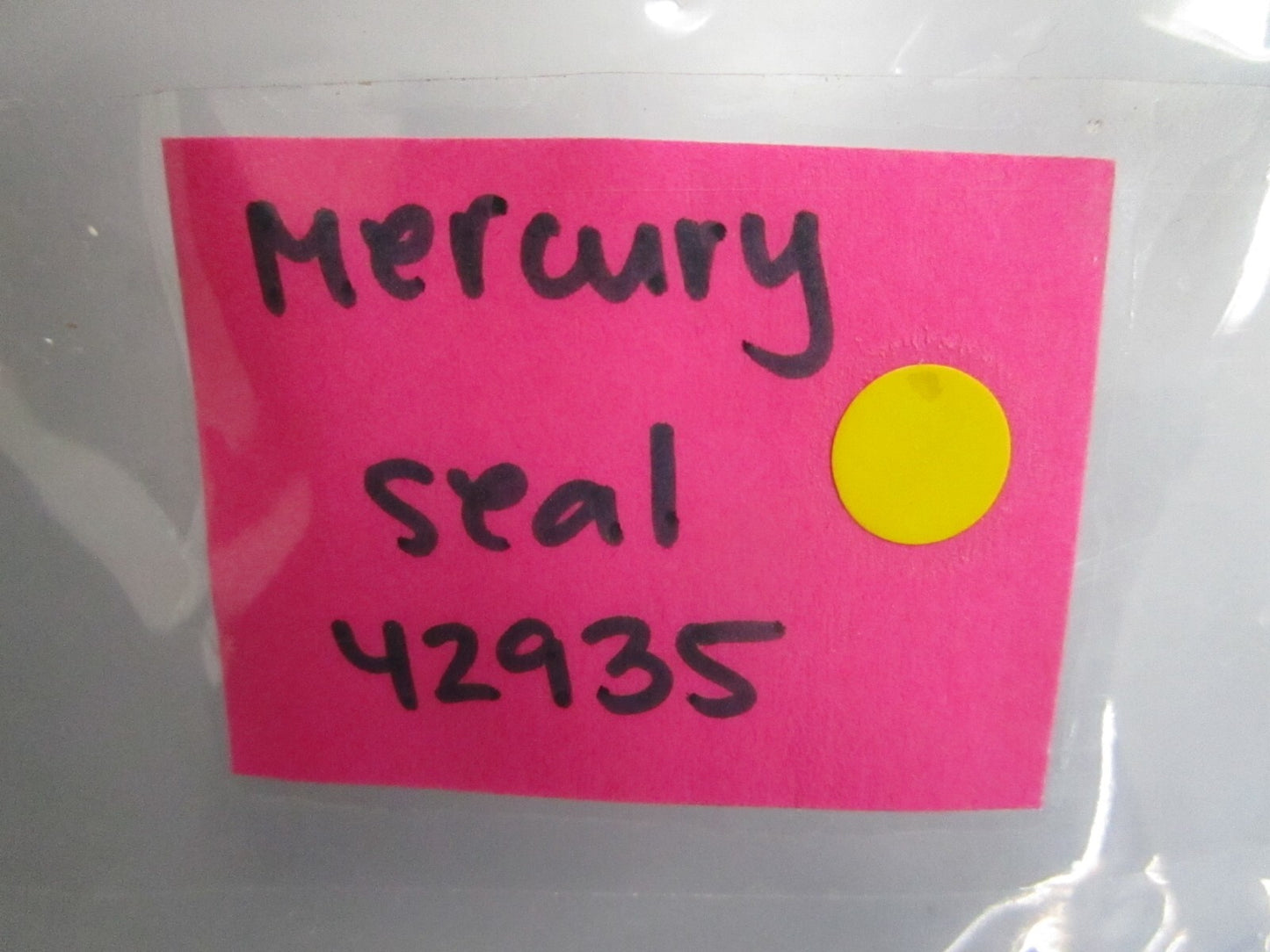 *NEW OEM* 0810 Mercury Quicksilver Seal 42935