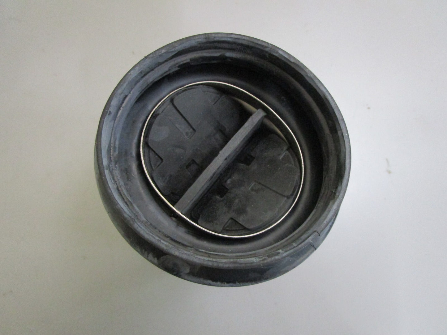 *NEW OEM* 0820 Volvo Penta Bellows Kit 876633