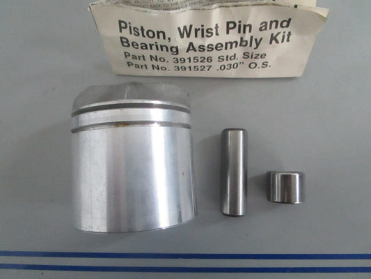 *NEW OEM* 0820 OMC Johnson Evinrude .030 Piston, Wrist Pin and Bearing Ay 391527