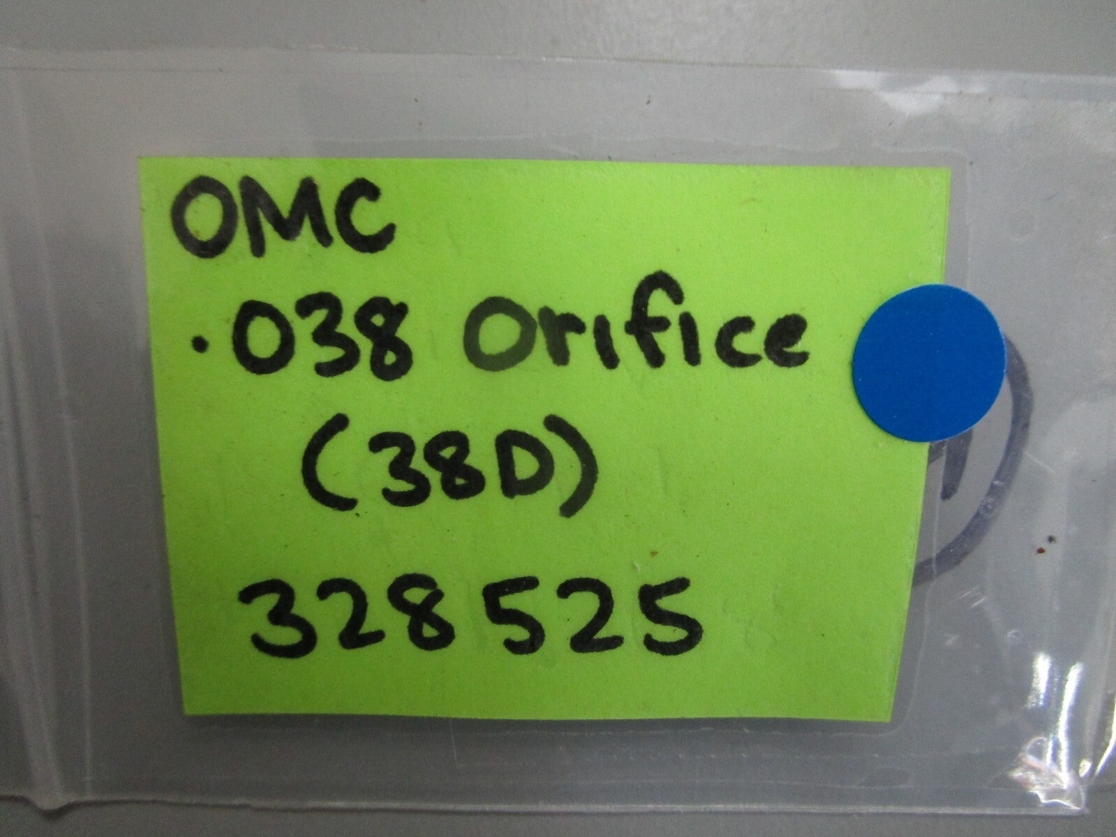 *NEW OEM* 0820 OMC Johnson Evinrude .038 Orifice (38D) 328525 0328525