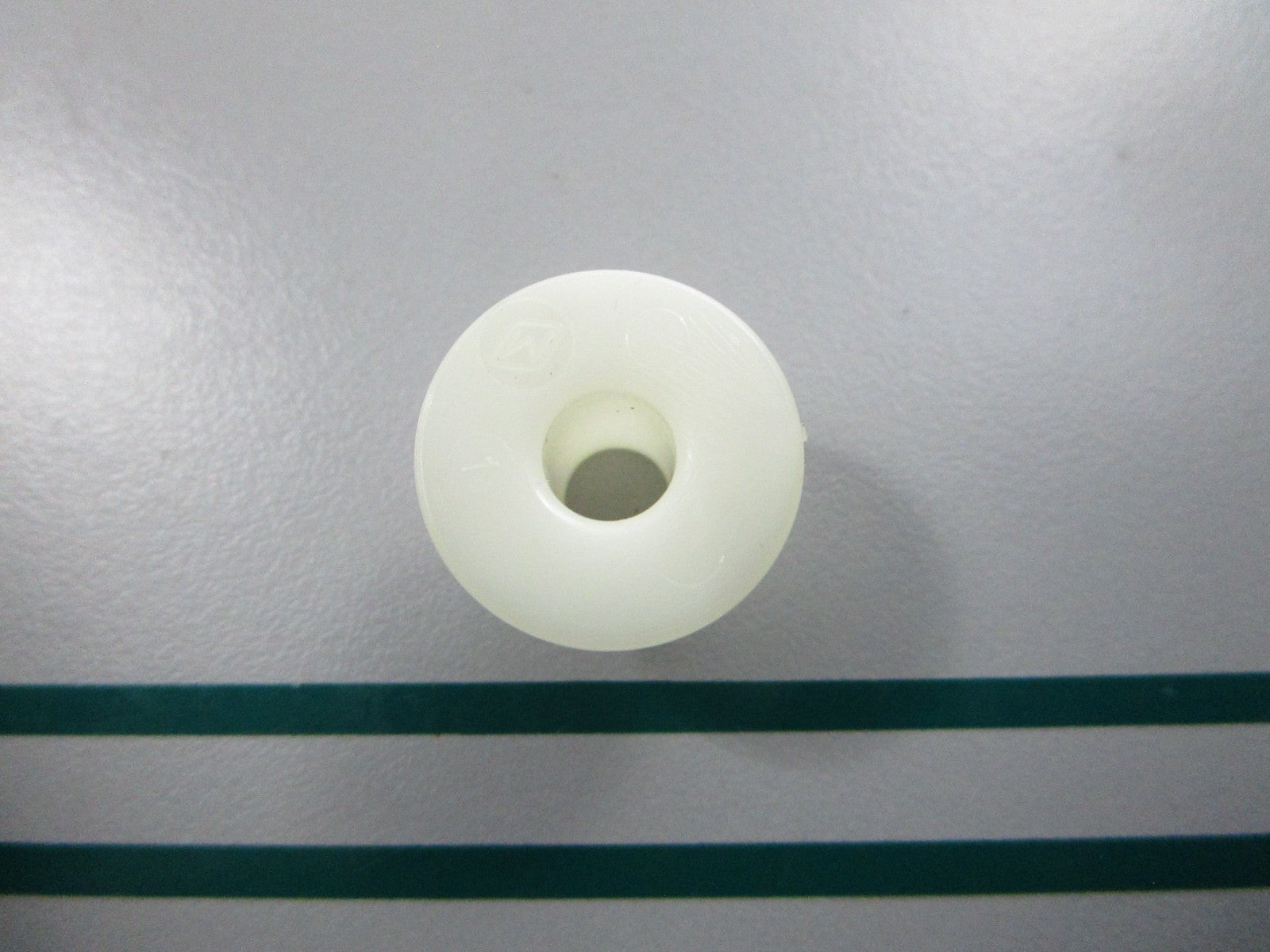NEW OEM 311489 0311489 OMC Johnson Evinrude Handle Bushing 0810